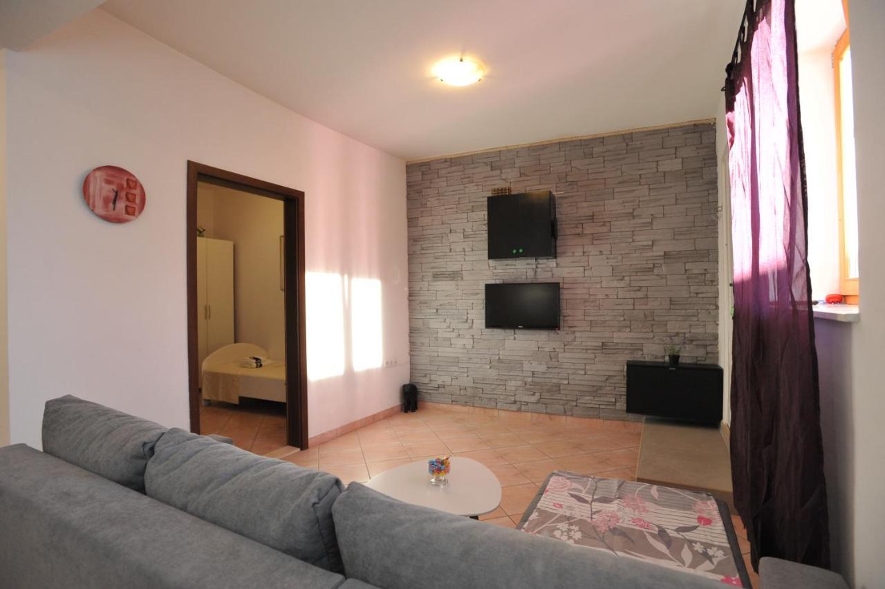 Apartments Pepi Kaštela Esterno foto